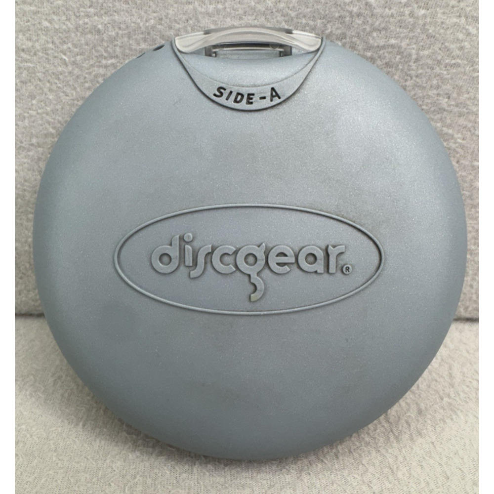 DiscGear 22 Disc CD DVD Holder Hard Shell Gray 2-Sided Carry Case CD Storage Y2K